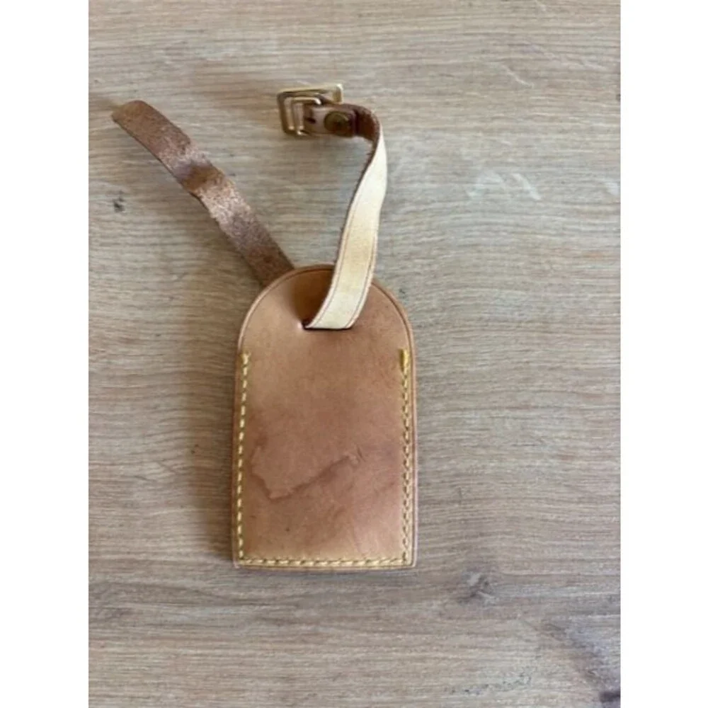 Louis Vuitton id tag  Luggage